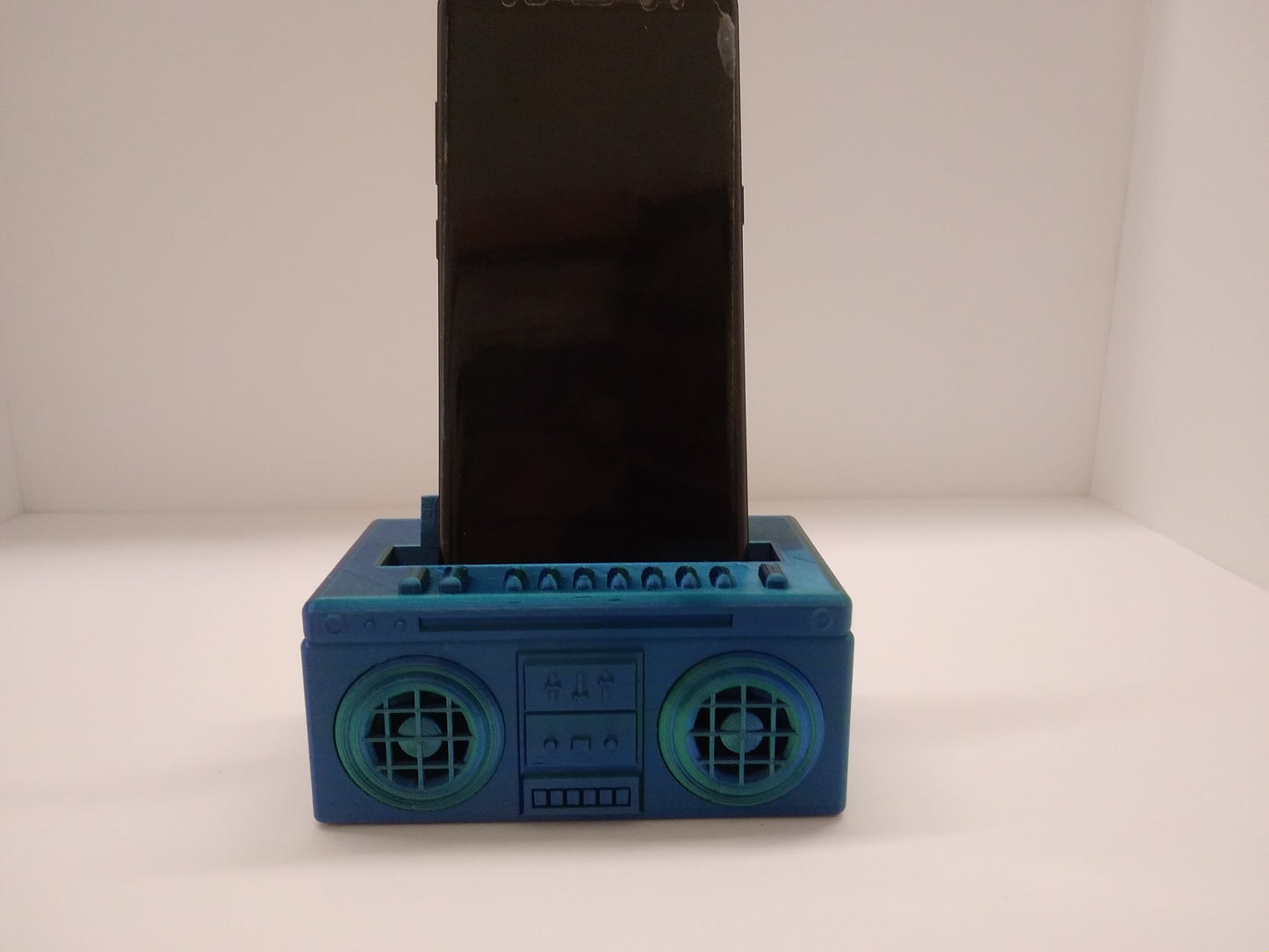 90’s Boombox Phone Amplifier