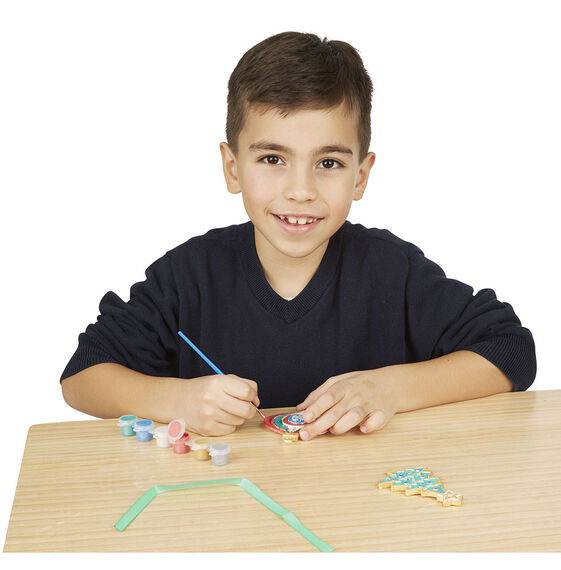 Decorate-Your-Own Christmas Ornament - Melissa & Doug