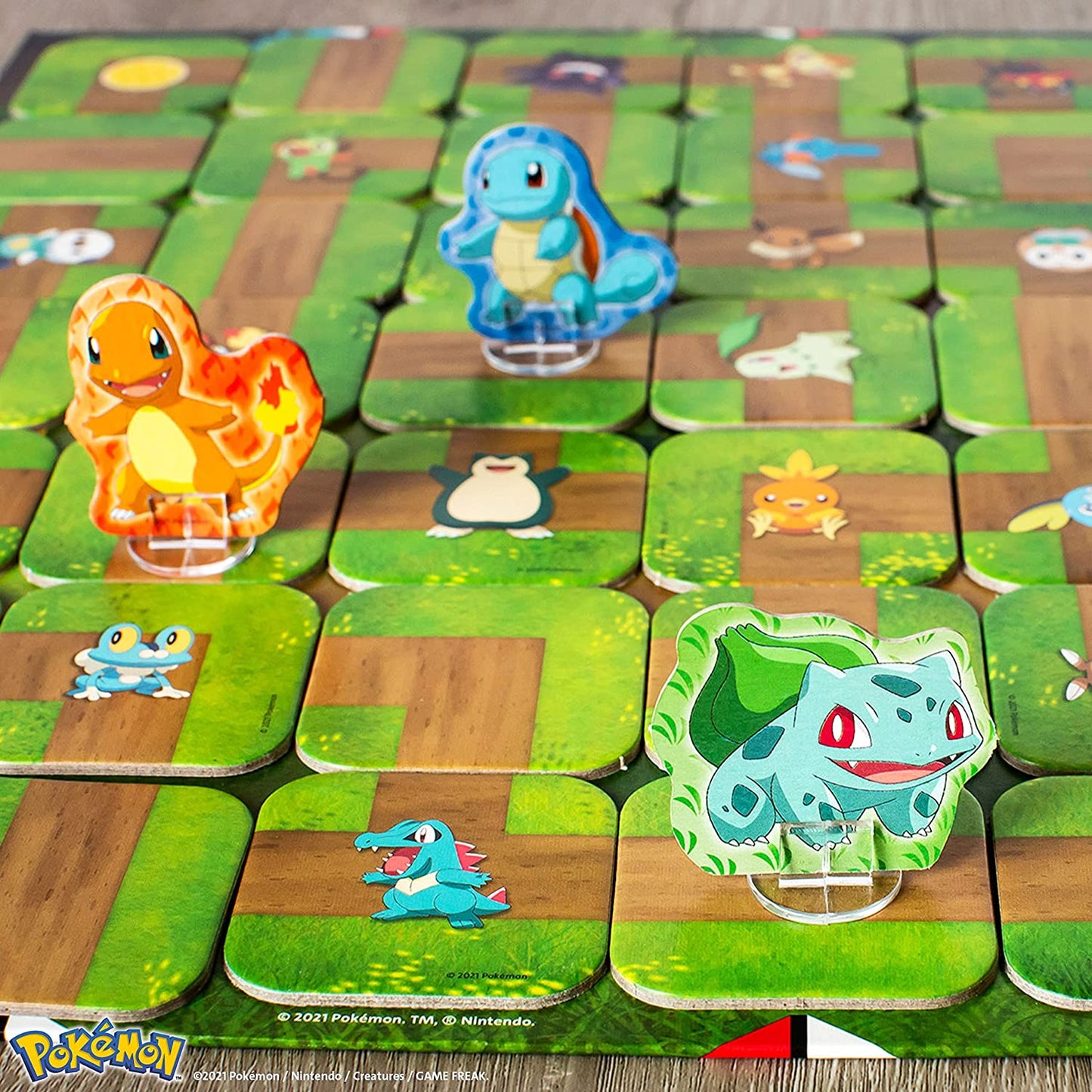 Pokémon Labyrinth Family Board Game